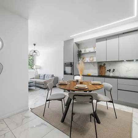 - Mordern Sea Close * Niza