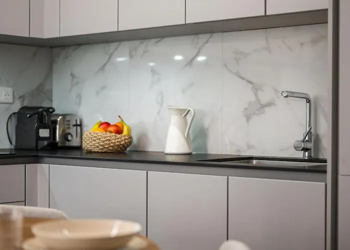 - Mordern Sea Close Niza