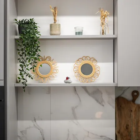 - Mordern Sea Close * Nizza